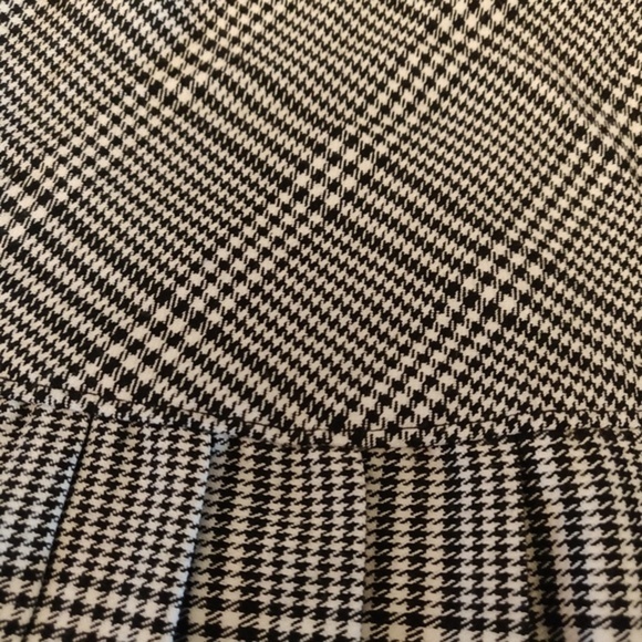 NWT Forever21 mini skirt Size M - Picture 4 of 4